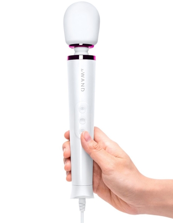 Жезловый вибратор Le Wand Petite Powerful